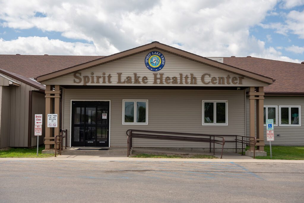The front entrance to the Spirit Lake Health Center.